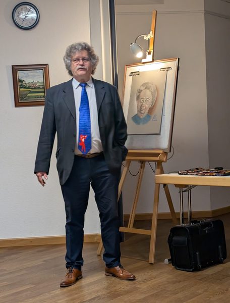 Zeichnung an der Staffelei im Praxisraum